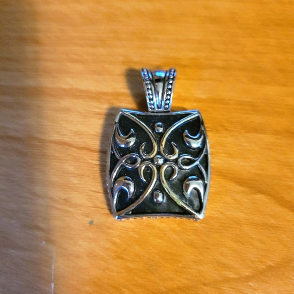 Lia Sophia Silver and Black Ornate Pendant